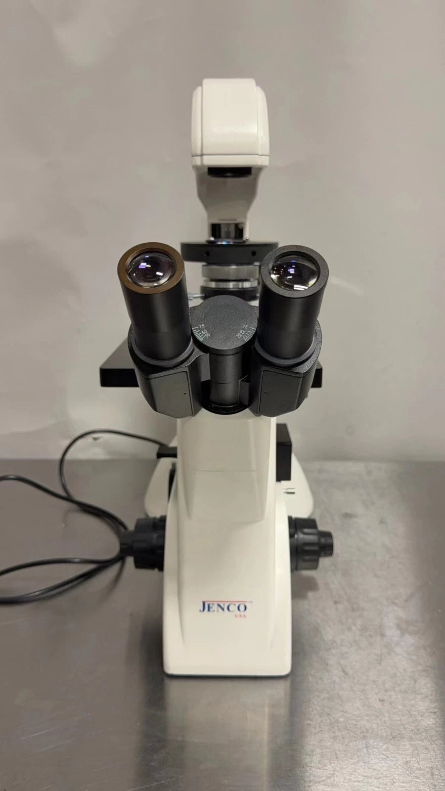Jenco Binocular Inverted Compound Microscope with 10X / 20X / 40X Objectives, USED