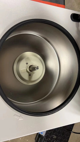 Eppendorf 5804 high-Speed Benchtop Centrifuge, USED