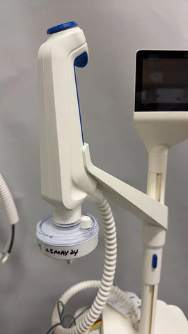 Millipore Milli-Q IX 7015 Water Purification System 100L Tank & Q-Pod Dispenser