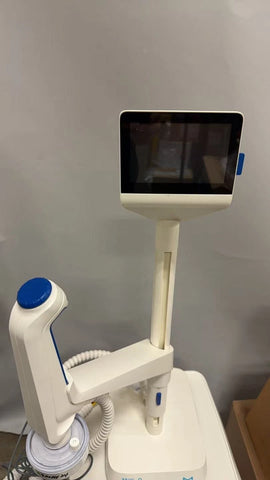 Millipore Milli-Q IX 7015 Water Purification System 100L Tank & Q-Pod Dispenser