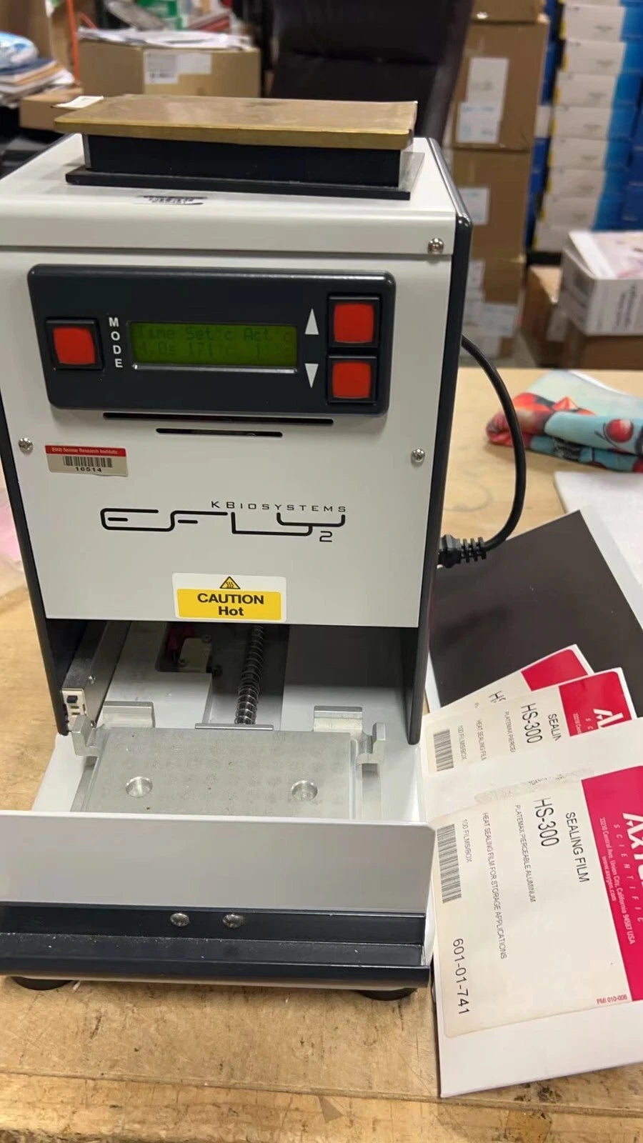 KBiosystems E-FLY Efly-2 Semi automated hand applied heat sealer