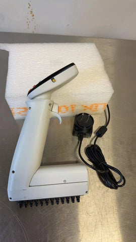 Thermo E1 ClipTip 10-300 ul 12ch w original charger
