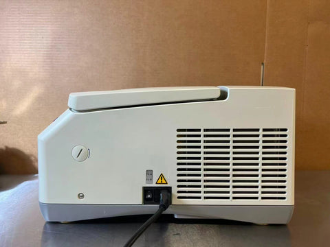 Eppendorf 5424R Refrigerated Centrifuge, FA-45-24-11 Rotor, cord - tested