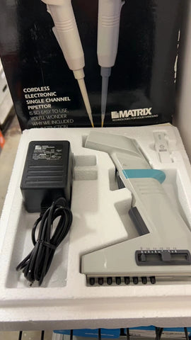New! Thermo Scientific 2032 Matrix 8-Channel Equalizer electr. Pipette 5-250 µl