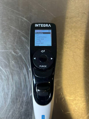 Integra VIAFLO 8 Channel Electronic adjustable Pipette 1250 ul W/ charger