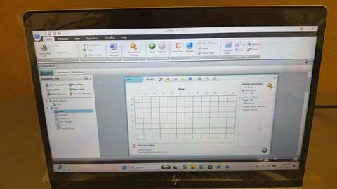 Molecular Devices Microplate readers SoftMax Pro 7.1.2 software Laptop