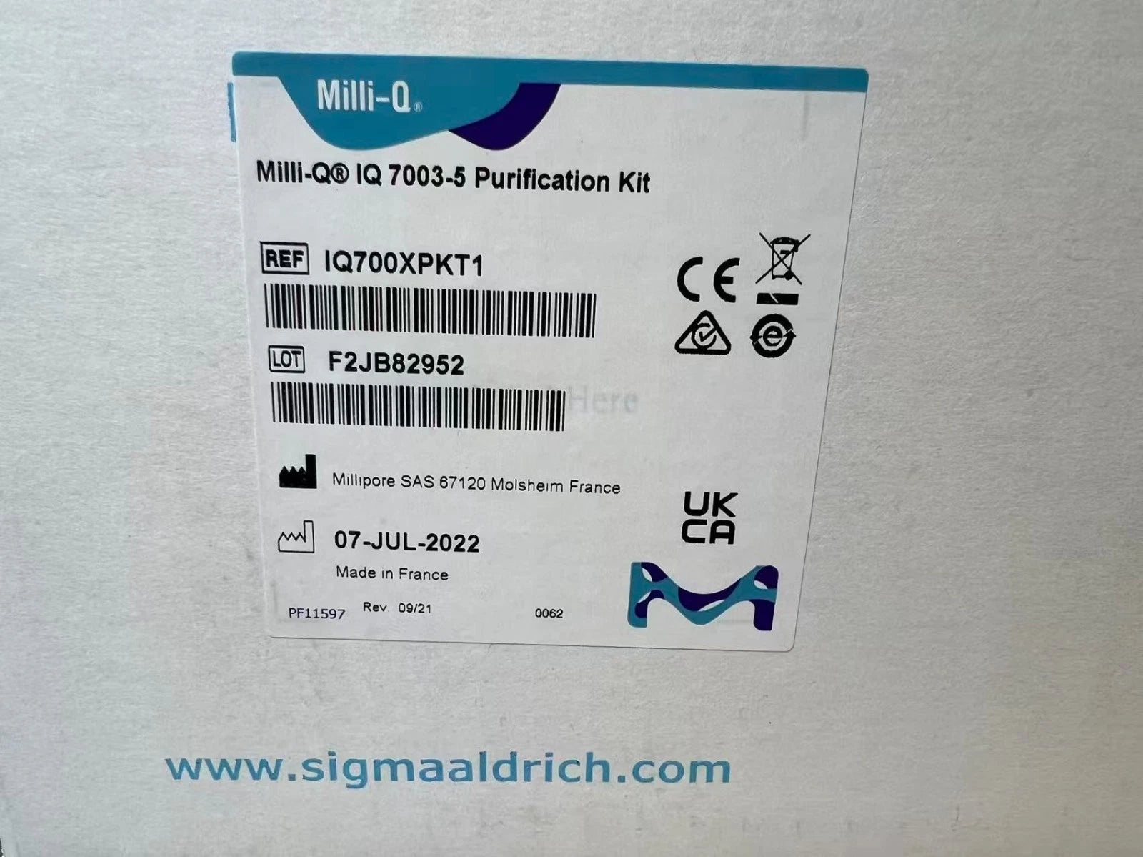 Millipore IQ700XPKIT Milli-Q IQ 7003/05 Ultrapure Water Purification Kit