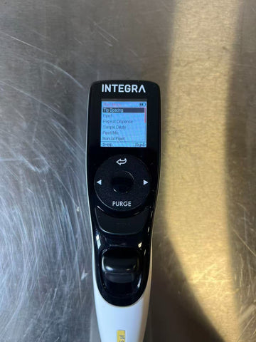Integra VIAFLO 8 Channel Electronic adjustable Pipette 125 ul W/ charger