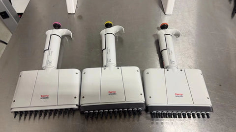Set of 3 Thermo Scientific F1-ClipTip 12 Channel Pipettes Range 10, 100, 300