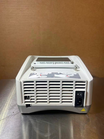 Eppendorf ThermoMixer C 5382 Dry Block Heater Shaker