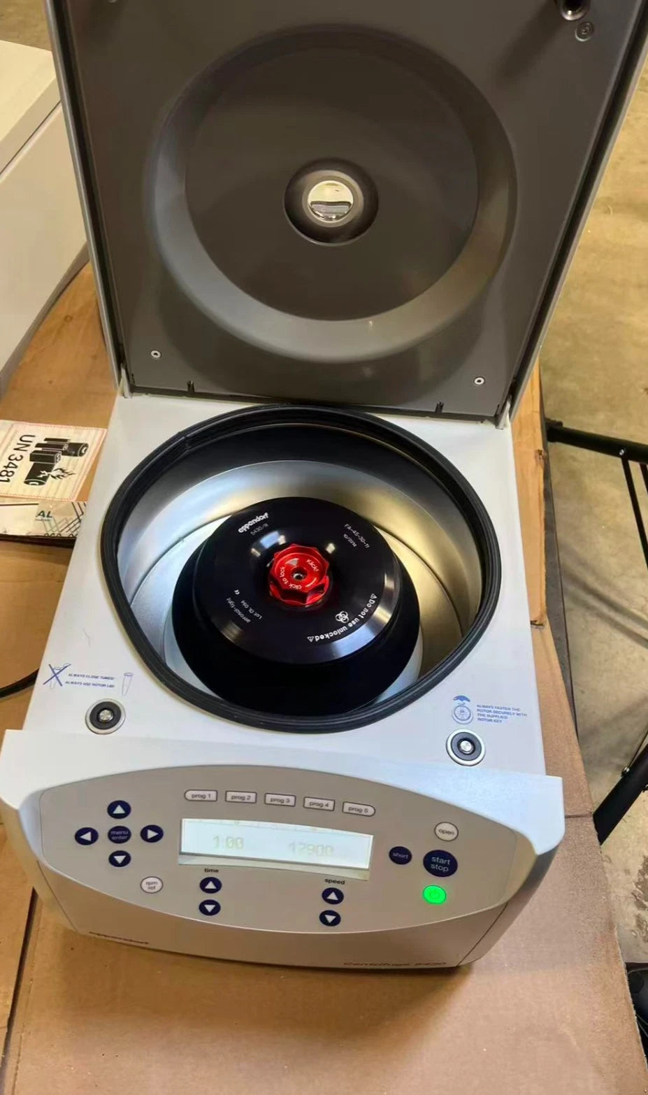 Eppendorf 5430 Micro-Centrifuge w/ FA-45-30-11 Rotor FULLY TESTED