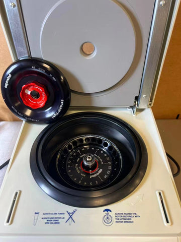 Eppendorf 5424R Refrigerated Centrifuge, FA-45-24-11 Rotor, cord - tested