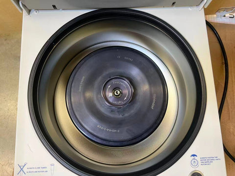 Eppendorf 5430 Micro-Centrifuge w/ FA-45-64-5-PCR Rotor FULLY TESTED