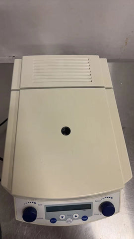 Eppendorf, 5415R Centrifuge With Rotor With Lid F45-24-11, Tested Working