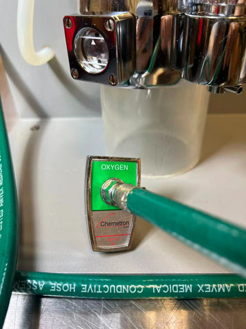 VetEquip TableTop Funnel-Fill Isoflurane Vaporizer Anesthesia System